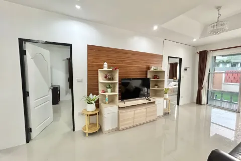 Casa de 3 dormitorios en Pattaya, Tailandia № 211805 - foto 19