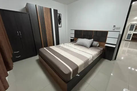 Casa de 3 dormitorios en Pattaya, Tailandia № 211805 - foto 6