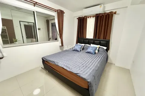 Casa de 3 dormitorios en Pattaya, Tailandia № 211805 - foto 9