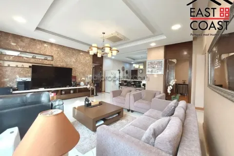 Casa de 3 dormitorios en Pattaya, Tailandia № 213569 - foto 3