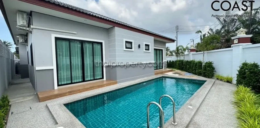 Casa de 3 dormitorios en Pattaya, Tailandia № 213567