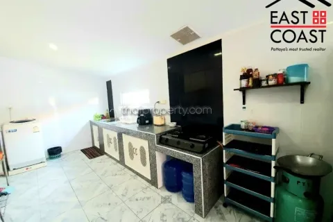 Casa de 3 dormitorios en Pattaya, Tailandia № 213565 - foto 8