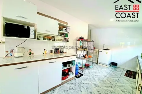 Casa de 3 dormitorios en Pattaya, Tailandia № 213565 - foto 7