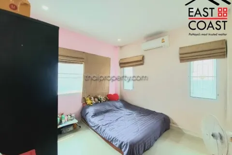 Casa de 3 dormitorios en Pattaya, Tailandia № 213565 - foto 15