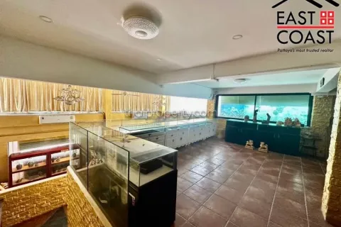 Local comercial 128 m2 en Jomtien Beach, Pattaya, Tailandia № 213566 - foto 11