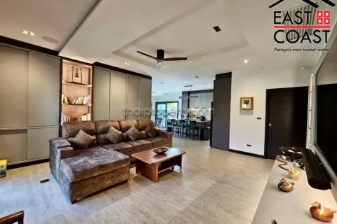 Casa de 3 dormitorios en Pattaya, Tailandia № 213564 - foto 13