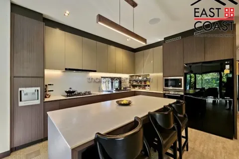 Casa de 3 dormitorios en Pattaya, Tailandia № 213564 - foto 6