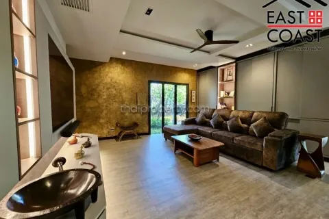 Casa de 3 dormitorios en Pattaya, Tailandia № 213564 - foto 12