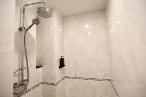 Condo à Phuket, Thaïlande, 2 chambres  № 159063 - photo 11