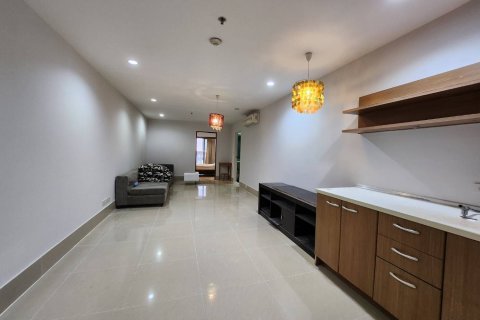 Студия в кондо в Банг Раке, Бангкок, Таиланд № 159058 - фото 4