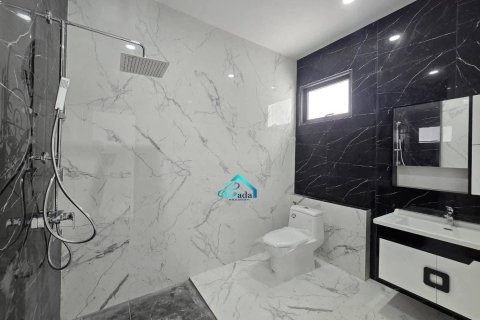 House in Surat Thani, Thailand 3 bedrooms № 159061 - photo 15