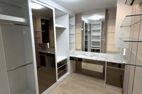 Студия в кондо в Пхракханонге, Бангкок, Таиланд № 159064 - фото 5