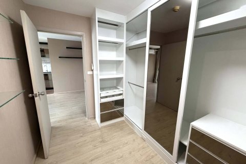 Студия в кондо в Пхракханонге, Бангкок, Таиланд № 159064 - фото 6