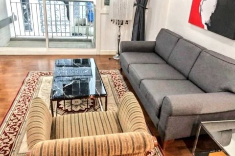 Condo in Bangkok, Thailand, 1 bedroom № 117077 - photo 1