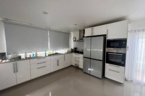 Villa in Hua Hin, Thailand 4 bedrooms № 117074 - photo 7