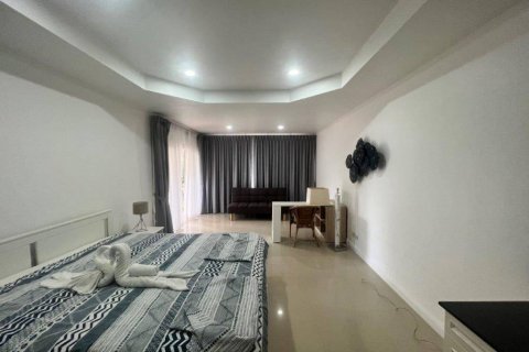 Villa in Hua Hin, Thailand 4 bedrooms № 117074 - photo 10