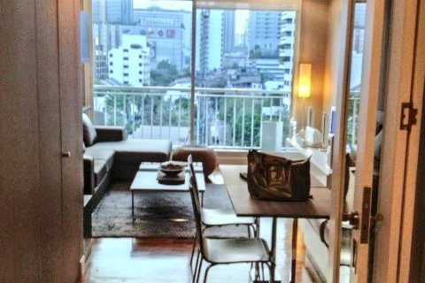 Condo in Bangkok, Thailand, 1 bedroom  № 117080 - photo 4