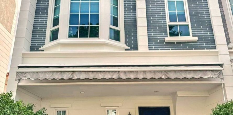 Таунхаус в Бангкоке, Таиланд с 3 спальнями № 117075