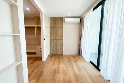 Villa in Lat Phrao, Bangkok, Thailand 4 bedrooms № 161754 - photo 11