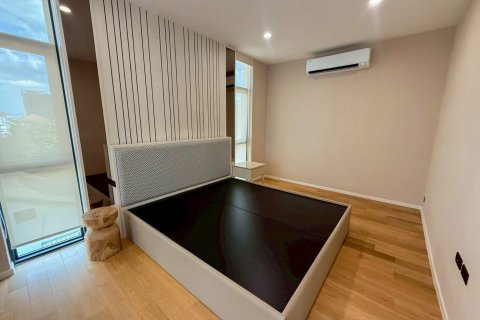 Villa in Lat Phrao, Bangkok, Thailand 4 bedrooms № 161754 - photo 4