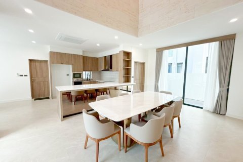 Villa in Lat Phrao, Bangkok, Thailand 4 bedrooms № 161754 - photo 5