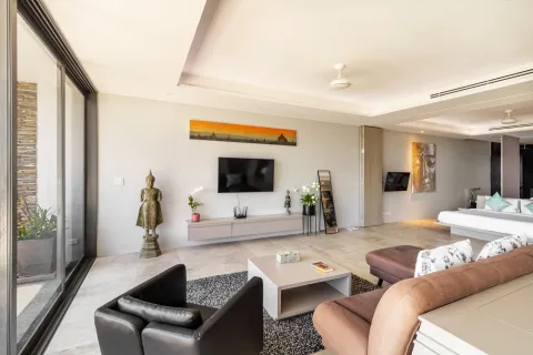 Penthouse in Phuket, Thailand 3 bedrooms № 161759 - photo 6