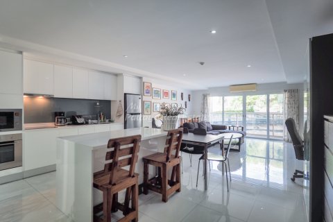 Кондоминиум с 2 спальнями в Паттайе, Таиланд № 32783 - фото 3