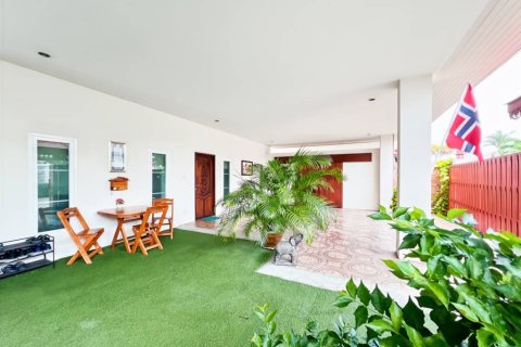 Villa à Hua Hin, Thaïlande 6 chambres № 172951 - photo 7