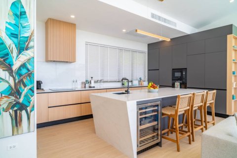 Villa à Surat Thani, Thaïlande 4 chambres № 172948 - photo 6