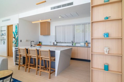 Villa à Surat Thani, Thaïlande 4 chambres № 172948 - photo 7