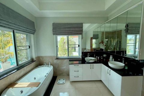 Villa à Pattaya, Thaïlande 3 chambres № 172952 - photo 10