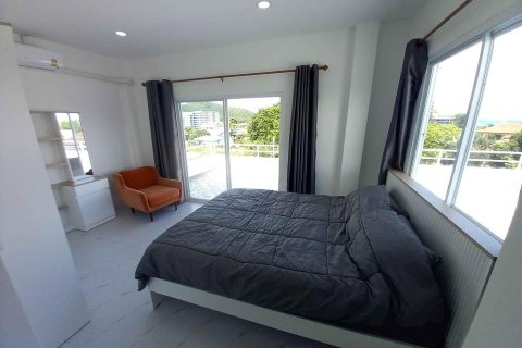 Villa in Pattaya, Thailand 4 bedrooms № 150953 - photo 6