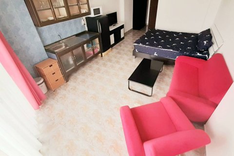 Condo on Jomtien Beach, Pattaya, Thailand, 1 bedroom № 204340 - photo 2