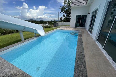 Дом в Хуа Хине, Таиланд с 4 спальнями  № 153381 - фото 3