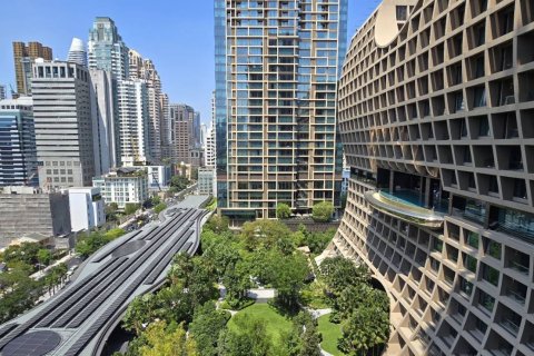 Кондоминиум с 2 спальнями в Патхум Ване, Бангкок, Таиланд № 153380 - фото 4