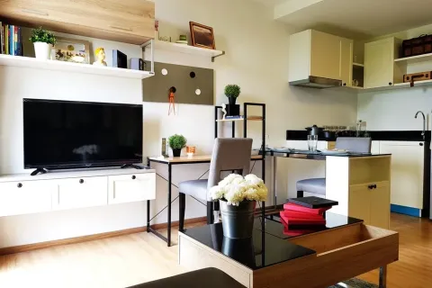 Studio dans le Condo à Bang Kho Laem, Bangkok, Thaïlande  № 163427 - photo 3