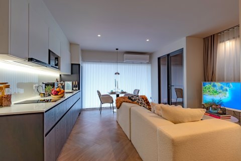 Condo in Phuket, Thailand, 2 bedrooms № 163430 - photo 9