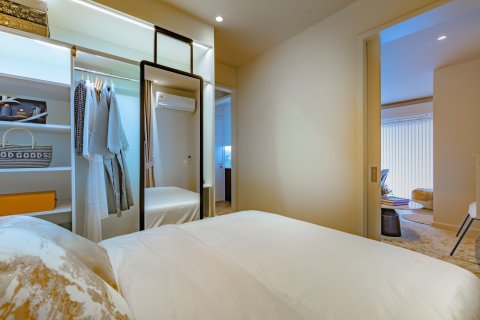 Condo in Phuket, Thailand, 2 bedrooms № 163430 - photo 14