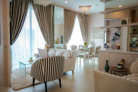 Apartment in Pattaya, Thailand 2 bedrooms № 161411 - photo 2