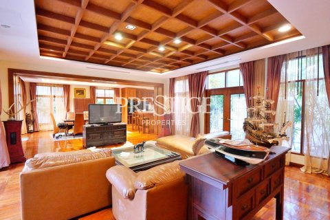 บ้านในพัทยา, ประเทศไทย 4 ห้องนอน № 198595 - รูปถ่าย 4