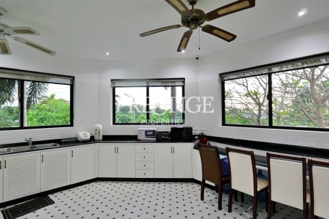 บ้านในพัทยา, ประเทศไทย 4 ห้องนอน № 198598 - รูปถ่าย 10