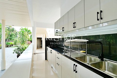 บ้านในพัทยา, ประเทศไทย 5 ห้องนอน № 198593 - รูปถ่าย 14