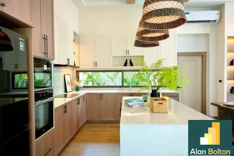 Casa de 3 dormitorios en Pattaya, Tailandia № 211341 - foto 8