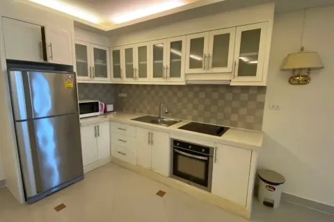 Casa de 6 dormitorios en Pattaya, Tailandia № 211339 - foto 19