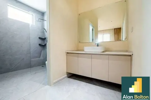 Casa de 6 dormitorios en Pattaya, Tailandia № 211339 - foto 7
