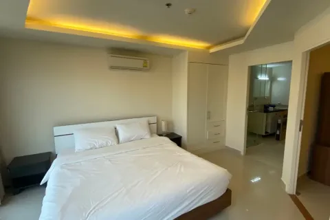 Casa de 6 dormitorios en Pattaya, Tailandia № 211339 - foto 29