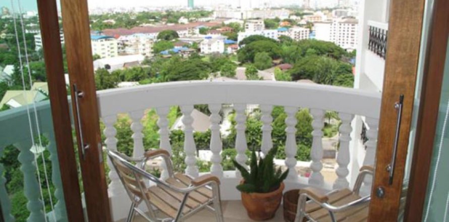 Appartement à Suan Luang, Bangkok, Thaïlande 3 chambres № 194295