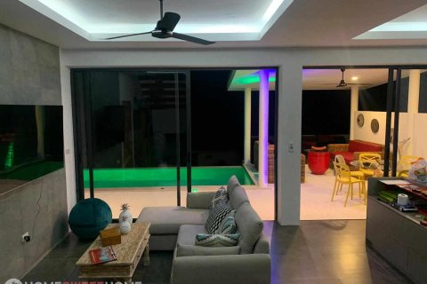 Villa in Ko Samui, Thailand 3 bedrooms № 179933 - photo 2