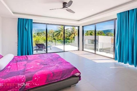 Villa in Ko Samui, Thailand 3 bedrooms № 179934 - photo 12