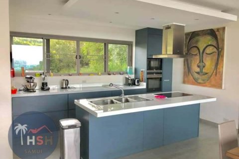 Villa in Ko Samui, Thailand 3 bedrooms № 179928 - photo 12